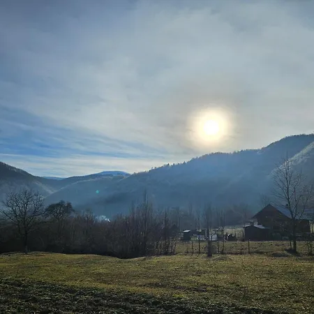 Holiday home Садиба,Едемский Сад *